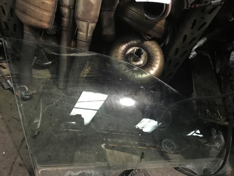 Vitre avant droit BMW SERIE 5 E39 PHASE 2 Diesel - 1