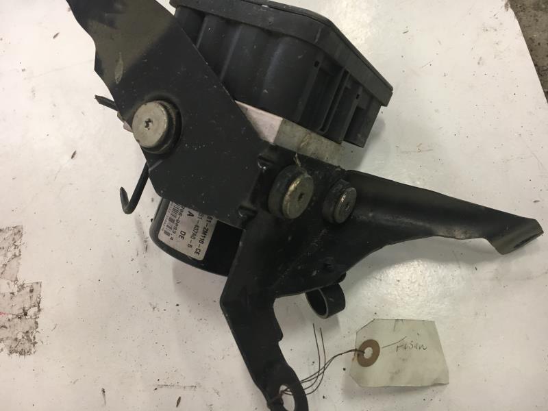 Bloc ABS (freins anti-blocage) FORD FUSION PHASE 1  - 1
