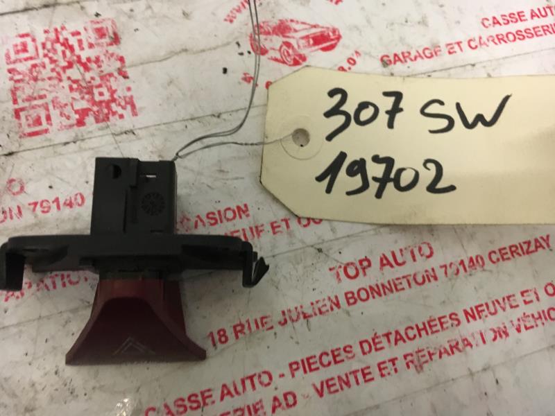 Bouton de warning PEUGEOT 307 PHASE 2 BREAK Diesel - 1