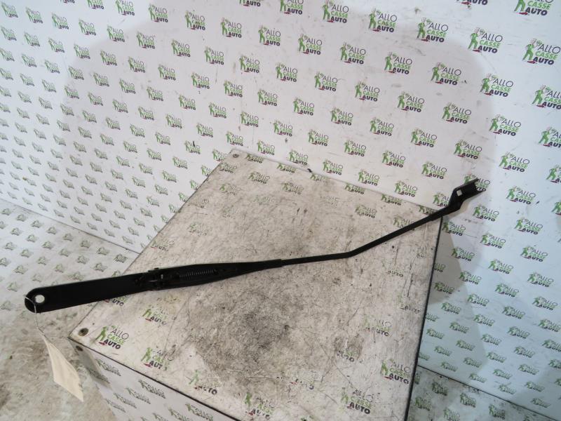 Braccio tergicristallo anteriore destro FORD FIESTA 6 PHASE 2 Diésel - 1