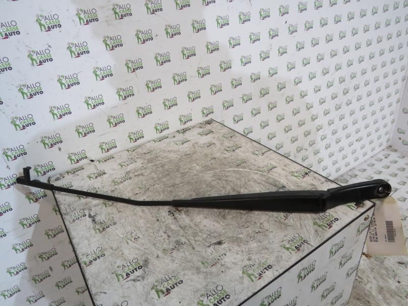 Braccio tergicristallo anteriore destro SKODA OCTAVIA 2 PHASE 1 Diésel - 1