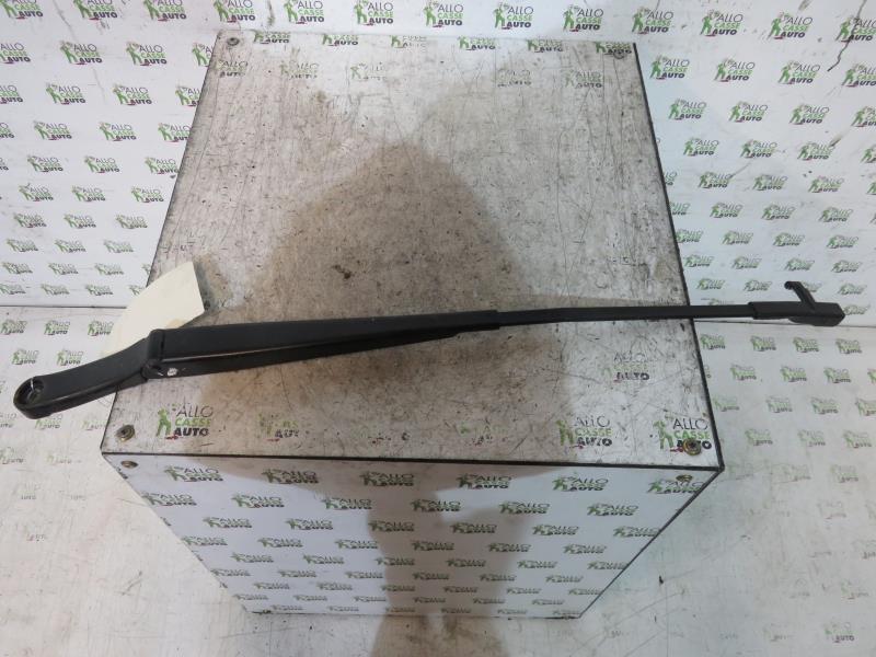 Braccio tergicristallo anteriore destro VOLKSWAGEN TOURAN 1 PHASE 1 Diésel - 1