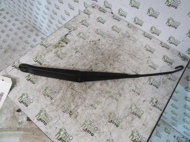Braccio tergicristallo anteriore sinistro FIAT PUNTO 2 PHASE 1 Diésel - 1