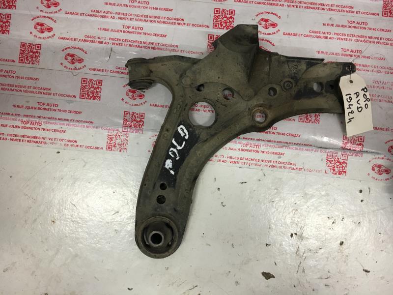 Braccio sospensione inferiore anteriore destro VOLKSWAGEN POLO 3 PHASE 1 Gasolina - 1