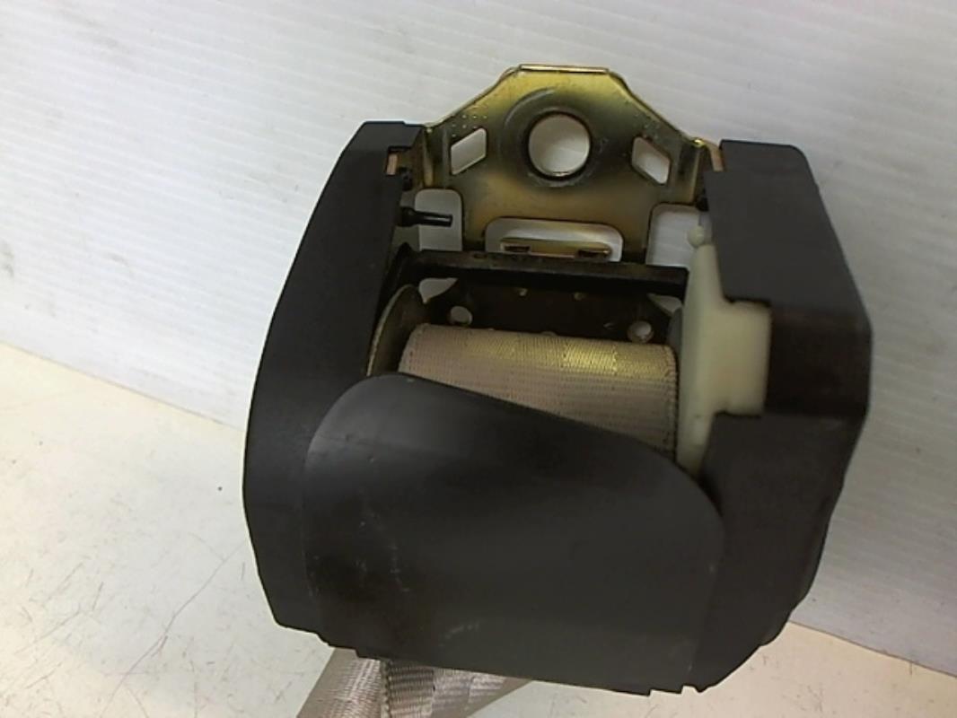 Cintura di sicurezza posteriore sinistra VOLKSWAGEN NEW BEETLE 1 Gasolina - 1