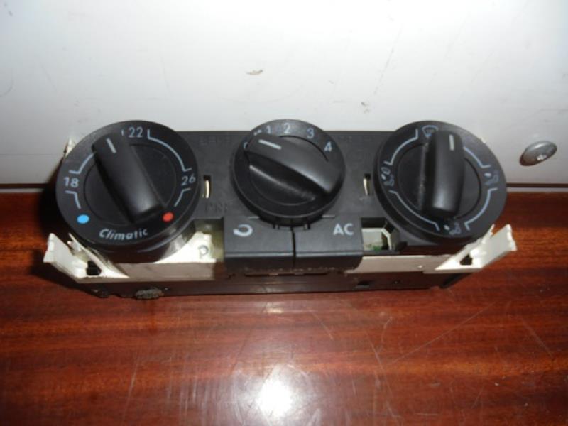 Commande chauffage VOLKSWAGEN POLO 4 PHASE 2 Diesel - 1