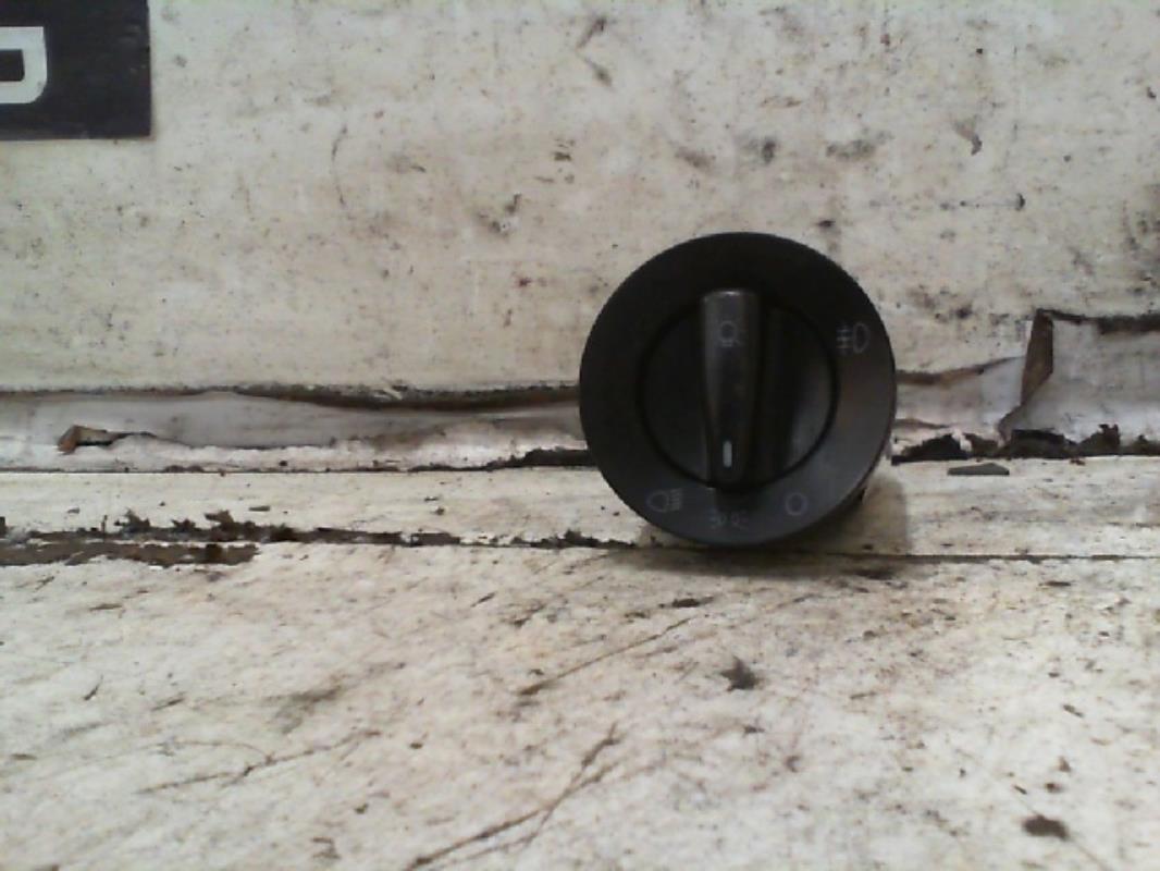 Commande de phare VOLKSWAGEN POLO 3 PHASE 2 Essence - 1