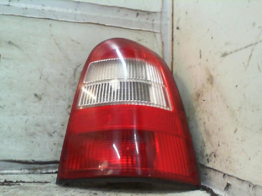 Fanale posteriore principale destro (luci) OPEL VECTRA B PHASE 1 BREAK Gasolina/GLP - 1