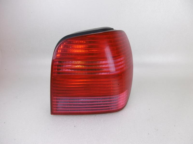 Fanale posteriore principale destro (luci) VOLKSWAGEN POLO 3  - 1