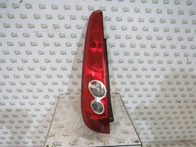 Fanale posteriore principale sinistro (luci) FORD FIESTA 5 PHASE 2 Gasolina - 1