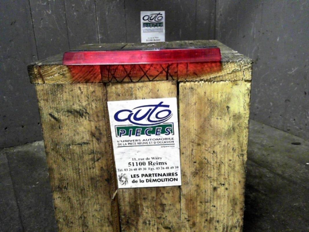 Feu arriere stop central ALFA ROMEO 147 PHASE 2 Diesel - 1