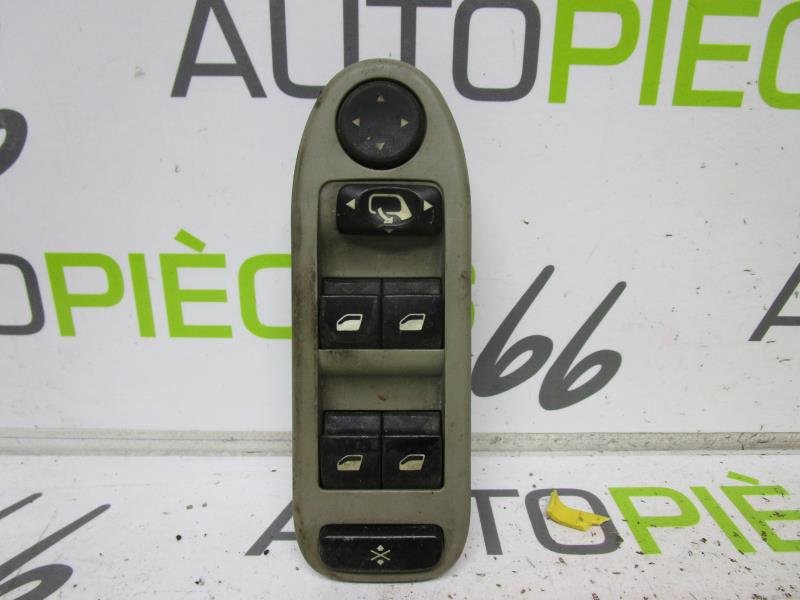 Interruptor de elevalunas RENAULT MEGANE 1 PHASE 2 Diésel - 1