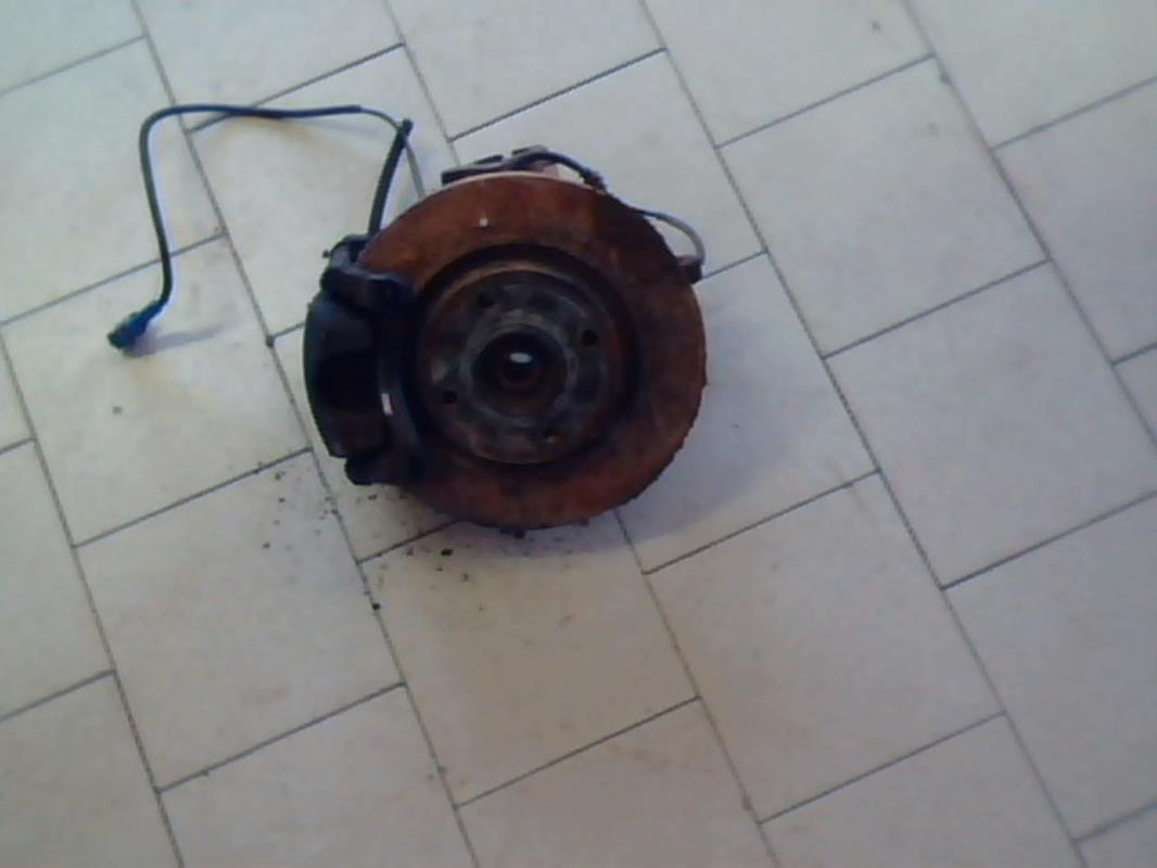 Moyeu avant gauche CITROEN C2 PHASE 1 Diesel - 1