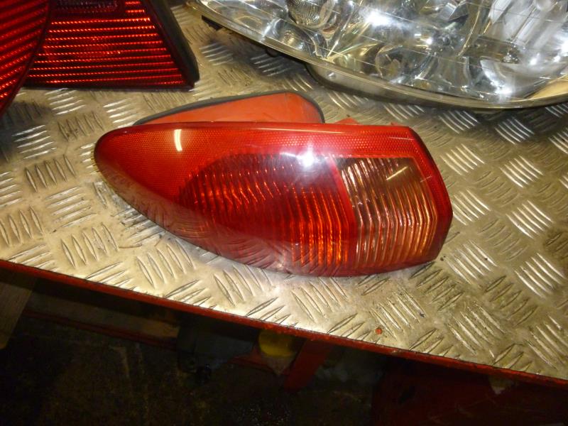 Fanale posteriore principale sinistro (luci) ALFA ROMEO 147  - 1