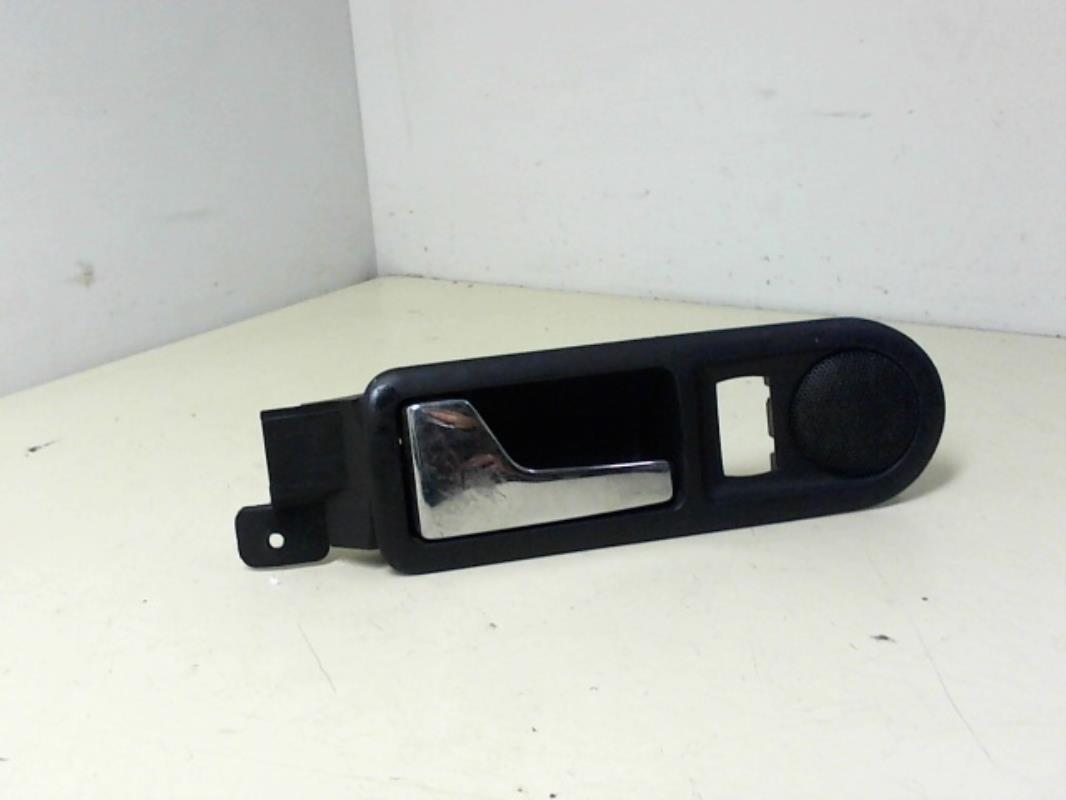 Maniglia portiera posteriore sinistra VOLKSWAGEN GOLF 4 Diésel - 1