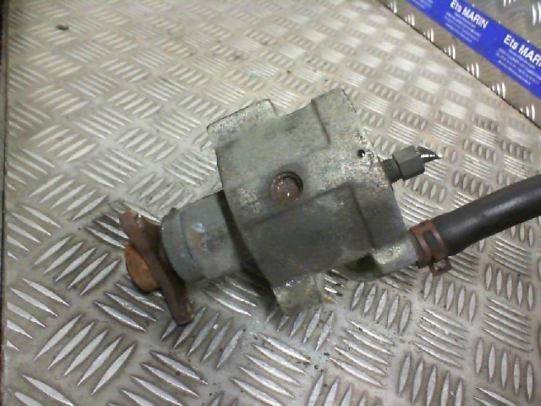 Pompe de direction RENAULT LAGUNA 1  - 1