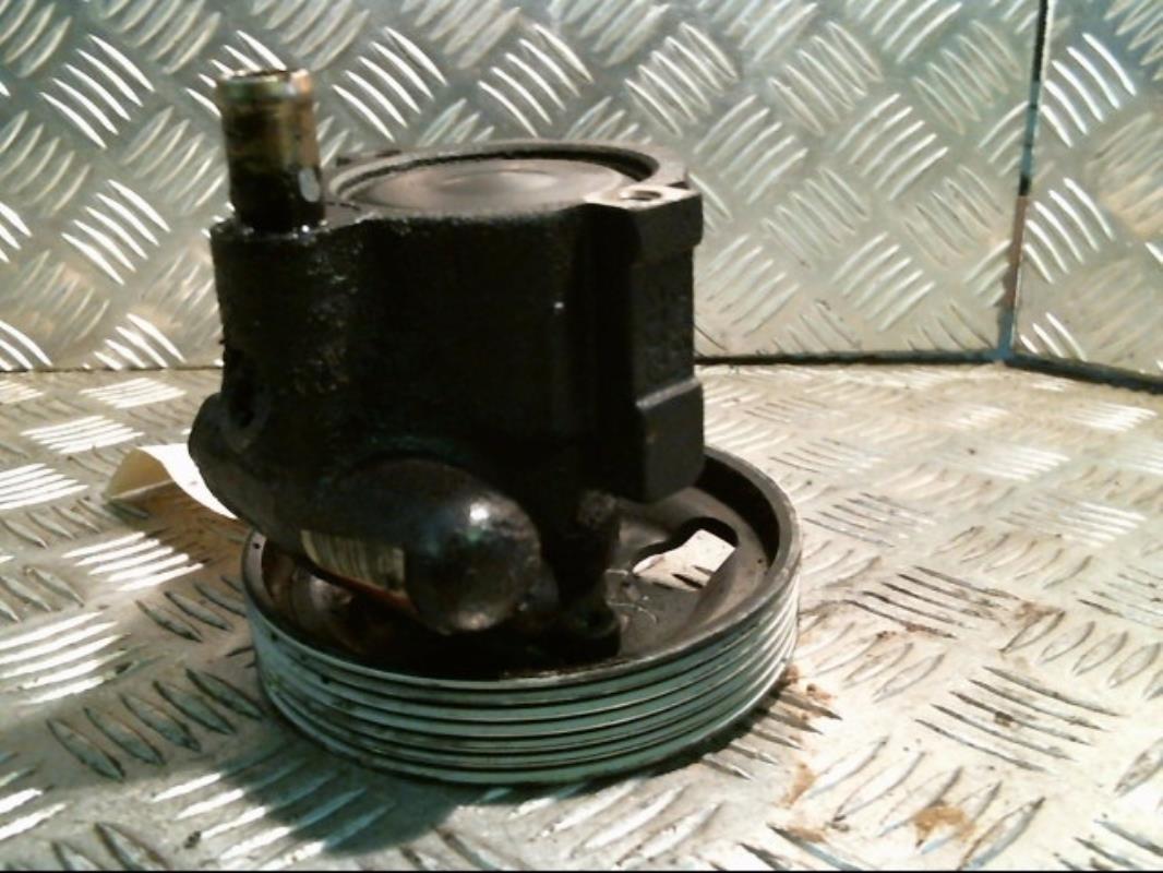 Pompe de direction RENAULT CLIO 2 PHASE 1 Essence - 1