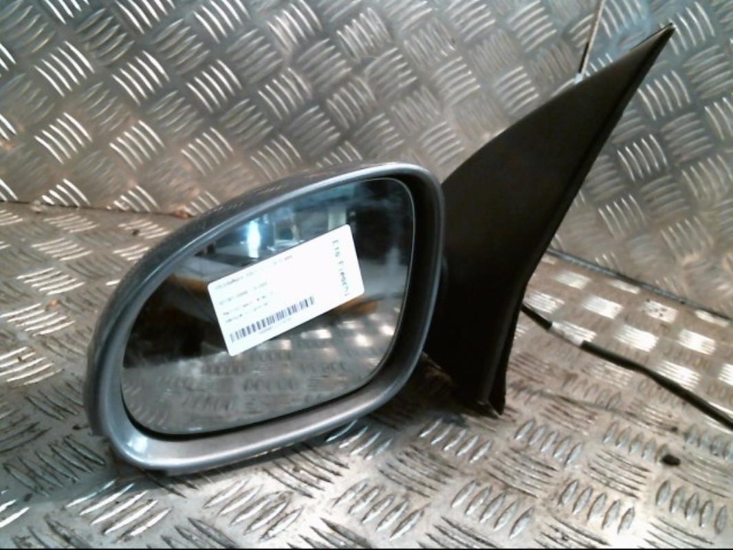Specchietto retrovisore sinistro VOLKSWAGEN GOLF 5 Diésel - 1