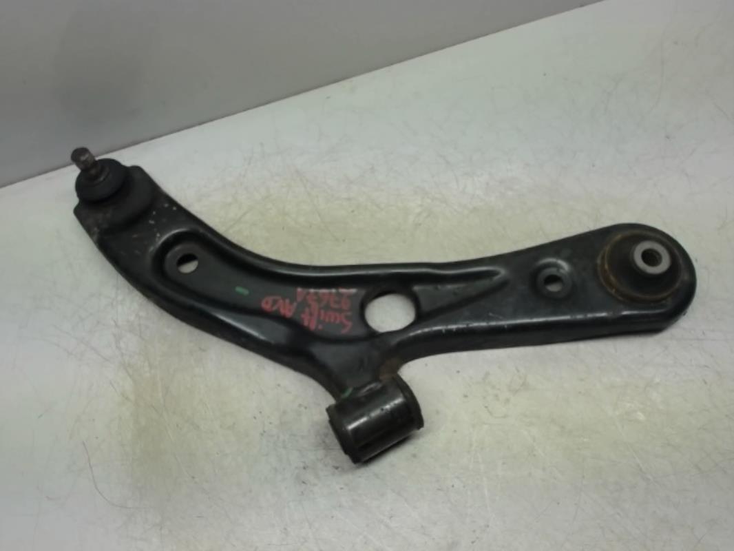 Triangle avant droit SUZUKI SWIFT 3 Essence - 1