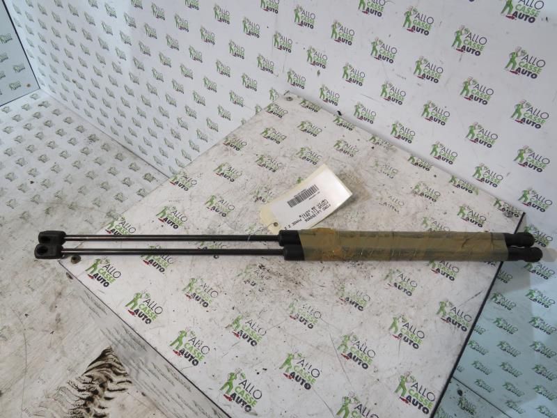 Verin de coffre FORD FOCUS 3 PHASE 2 Diesel - 1