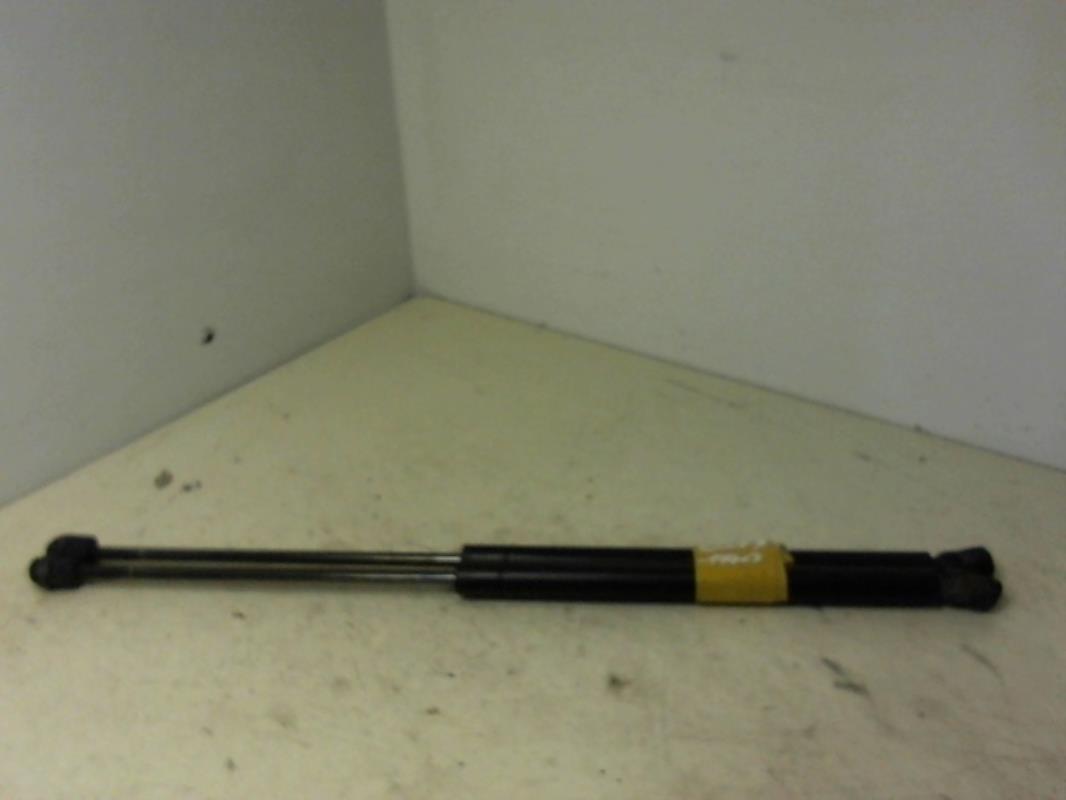 Verin de coffre VOLKSWAGEN GOLF 3 Essence - 1