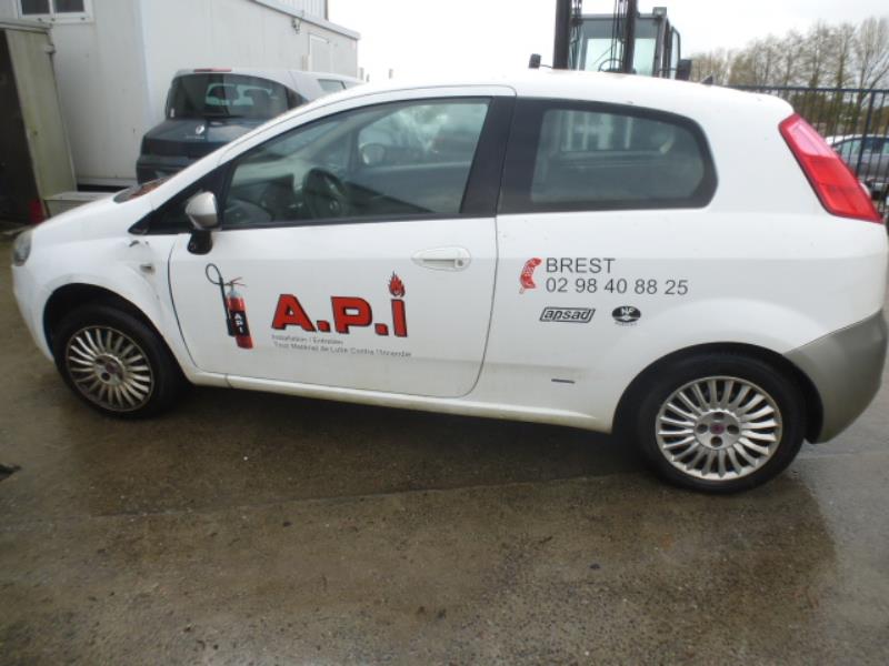 Image Feu arriere principal gauche (feux) - FIAT GRANDE PUNTO