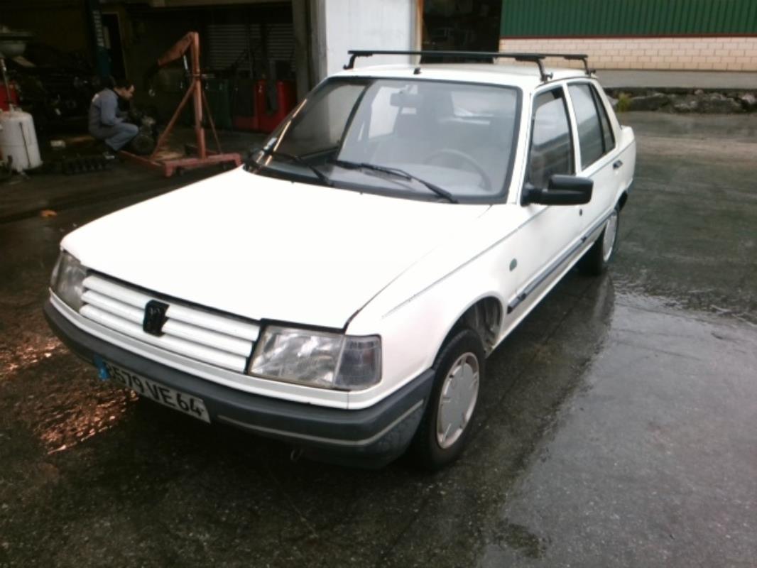 Image Commodo phare - PEUGEOT 309