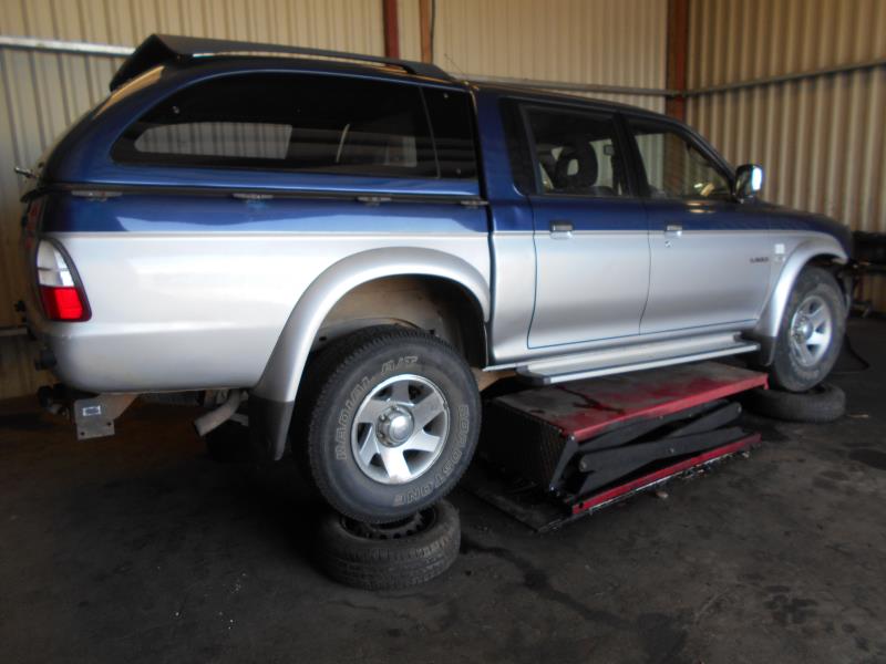 Arbre de transmission avant MITSUBISHI L 200 2 Diesel - 1