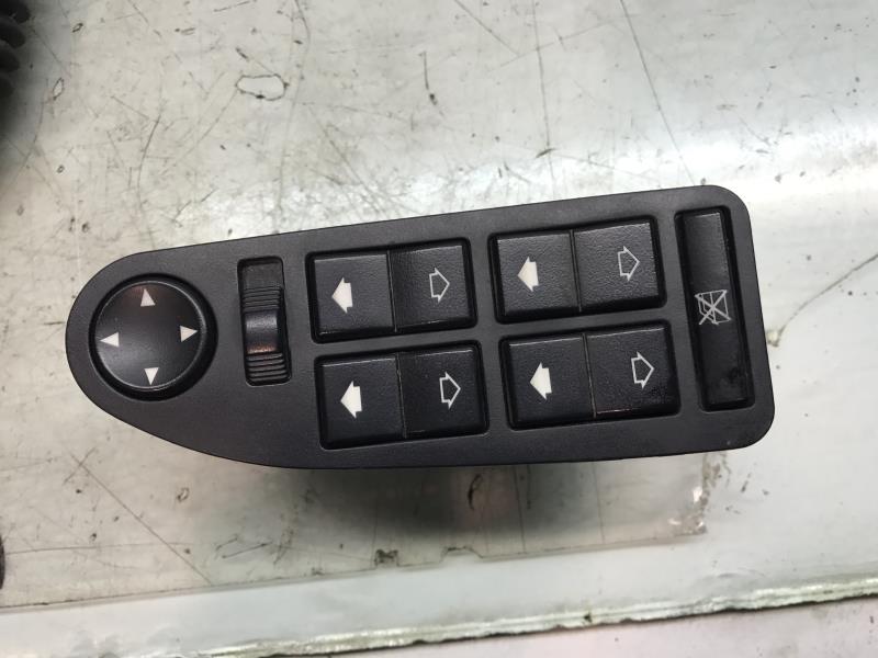 Interruptor de elevalunas BMW SERIE 5 E39  - 1