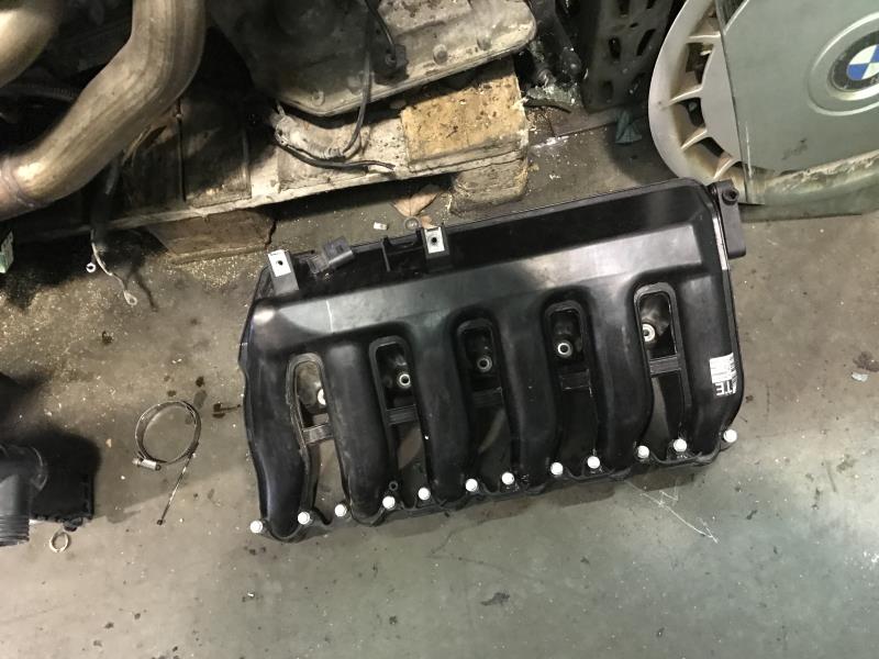 Colector de admisión BMW SERIE 5 E60 PHASE 1 Diésel - 1