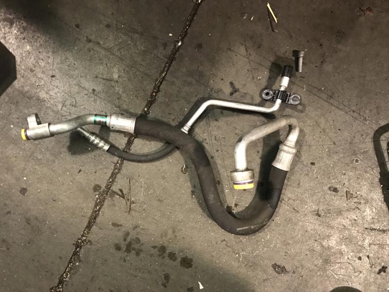 Tubo aria condizionata BMW SERIE 1 E87 PHASE 2 Diésel - 1