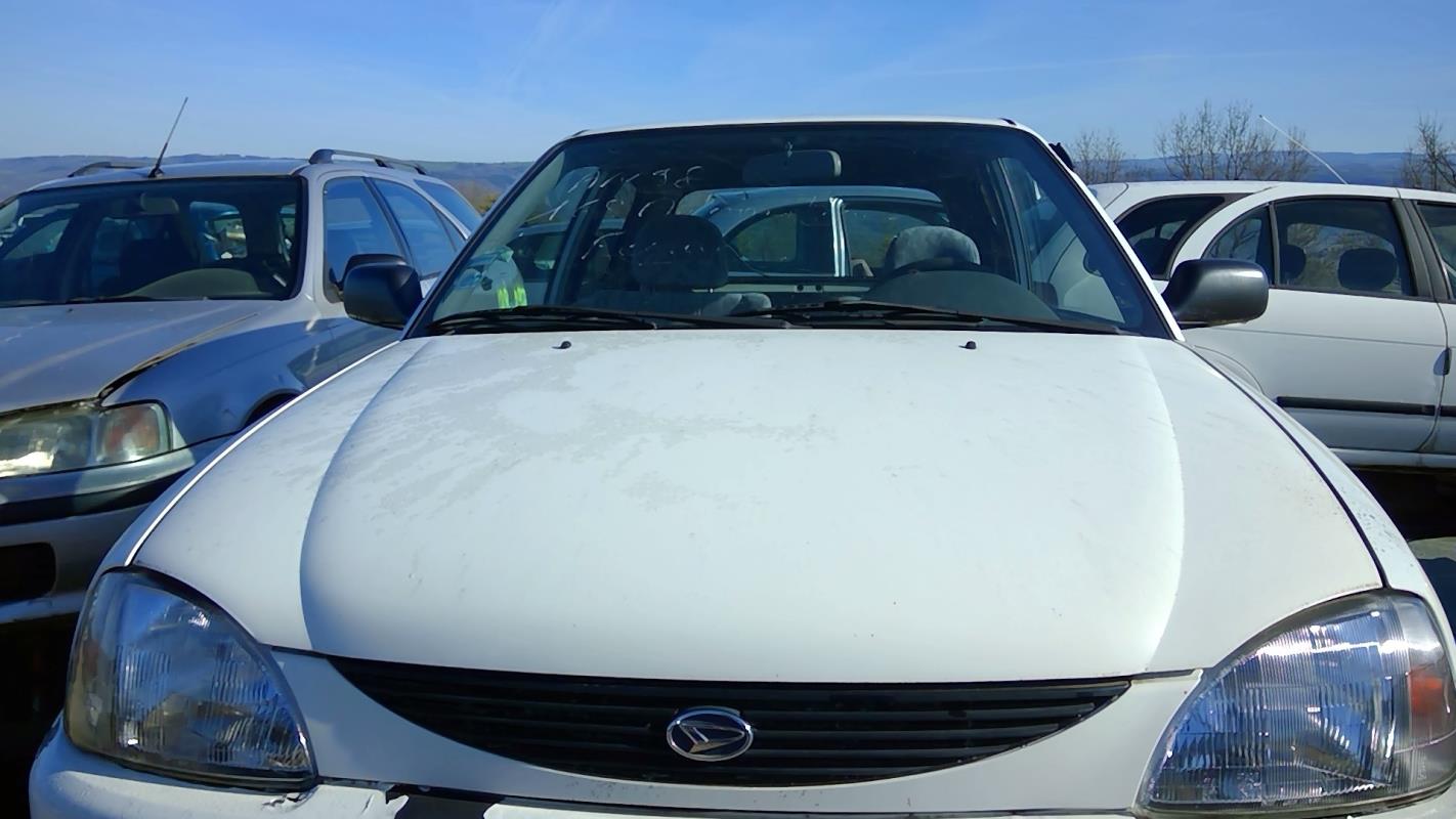 Capot DAIHATSU CHARADE 4  - 1