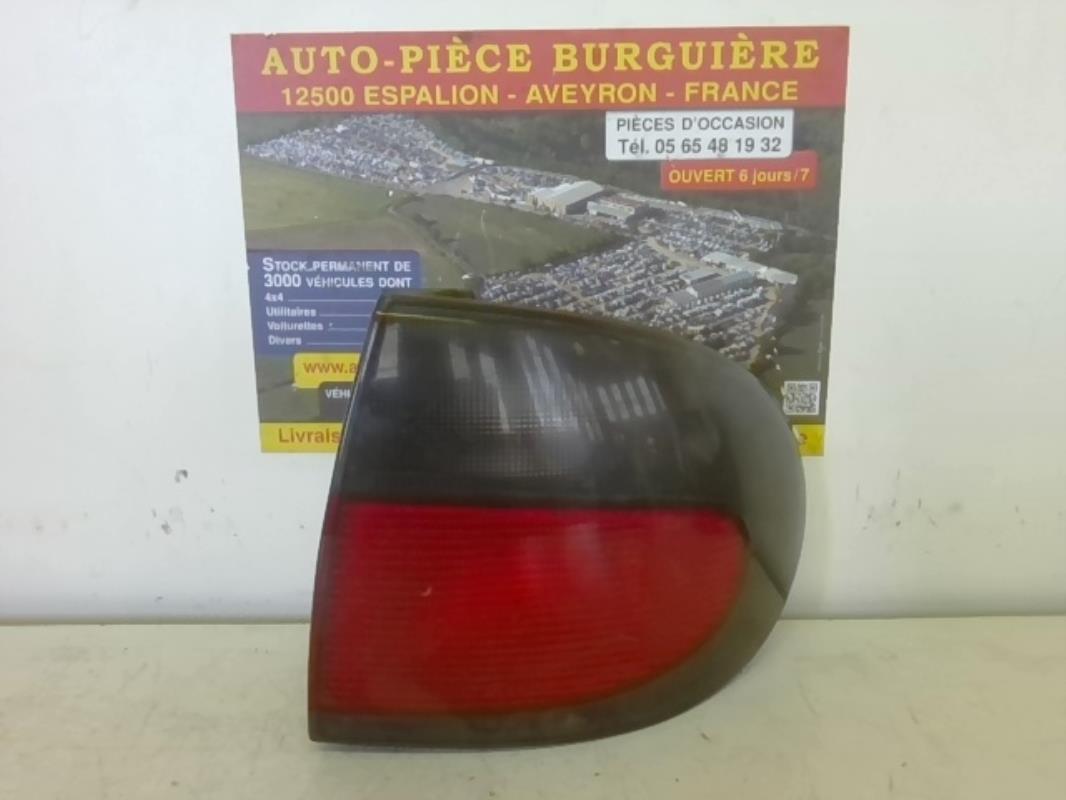 Fanale posteriore principale destro (luci) RENAULT MEGANE 1 PHASE 1 Diésel - 1