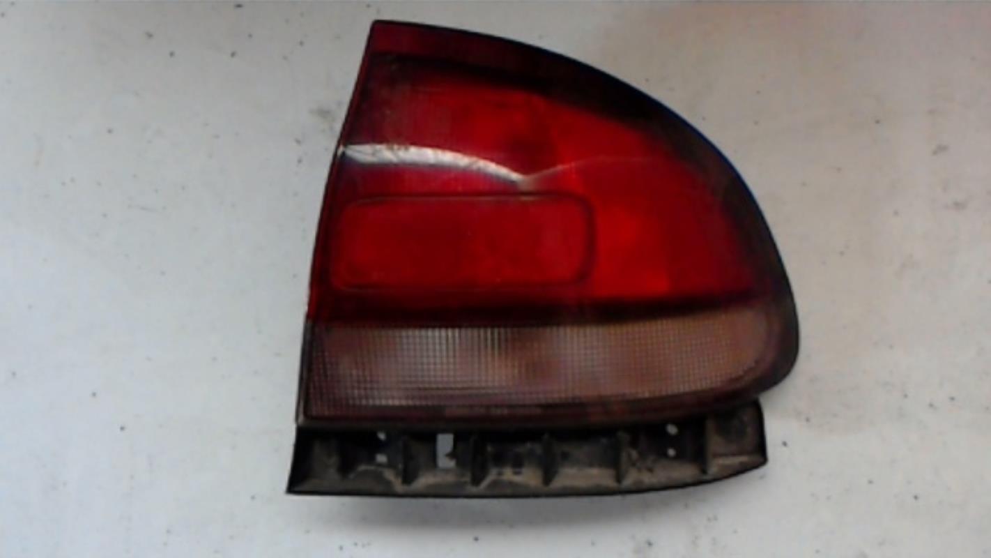 Fanale posteriore principale destro (luci) MAZDA 626 4 PHASE 1  - 1