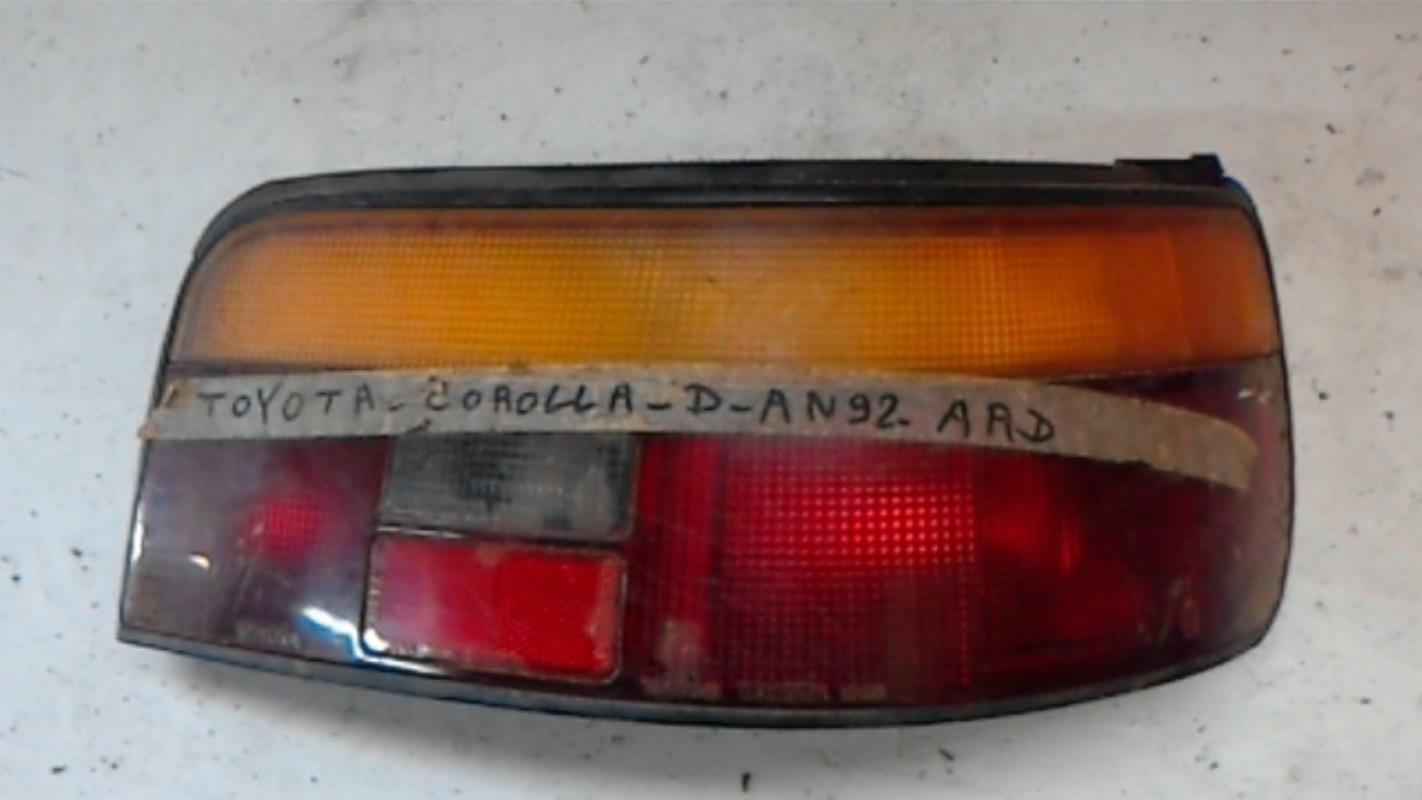 Fanale posteriore principale destro (luci) TOYOTA COROLLA 8  - 1