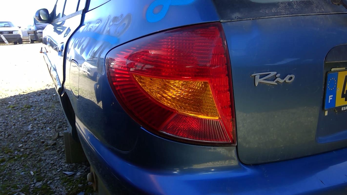 Fanale posteriore principale sinistro (luci) KIA RIO 1 BREAK Gasolina - 1