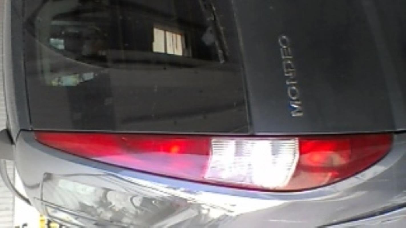 Fanale posteriore principale sinistro (luci) FORD MONDEO 2 BREAK Diésel - 1
