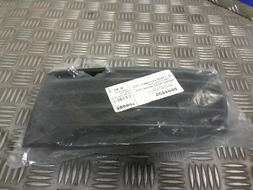 Grille de pare choc VOLKSWAGEN GOLF 5  - 1