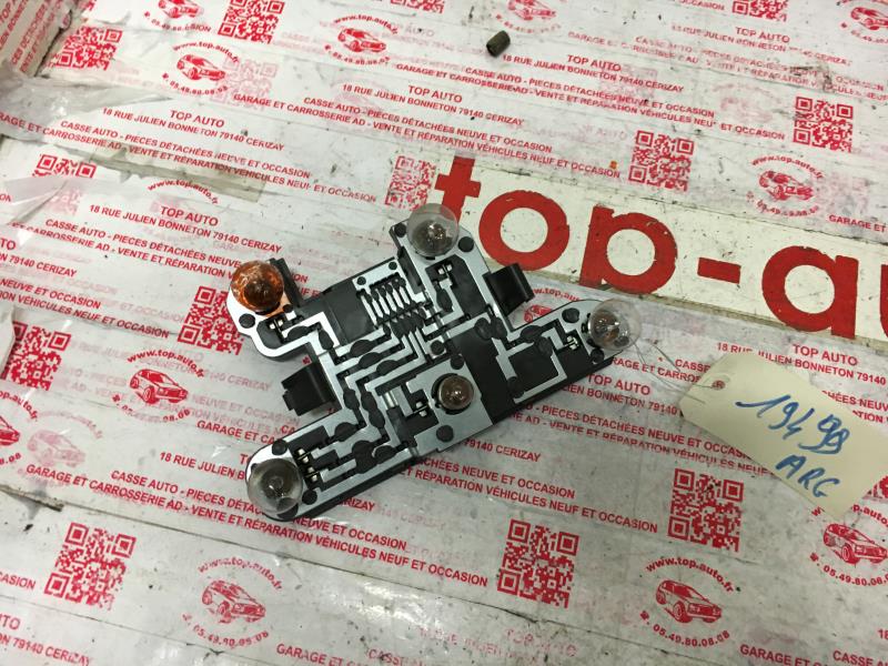 Base portalampade fanale posteriore sinistro RENAULT MEGANE 1 PHASE 2 Gasolina - 1