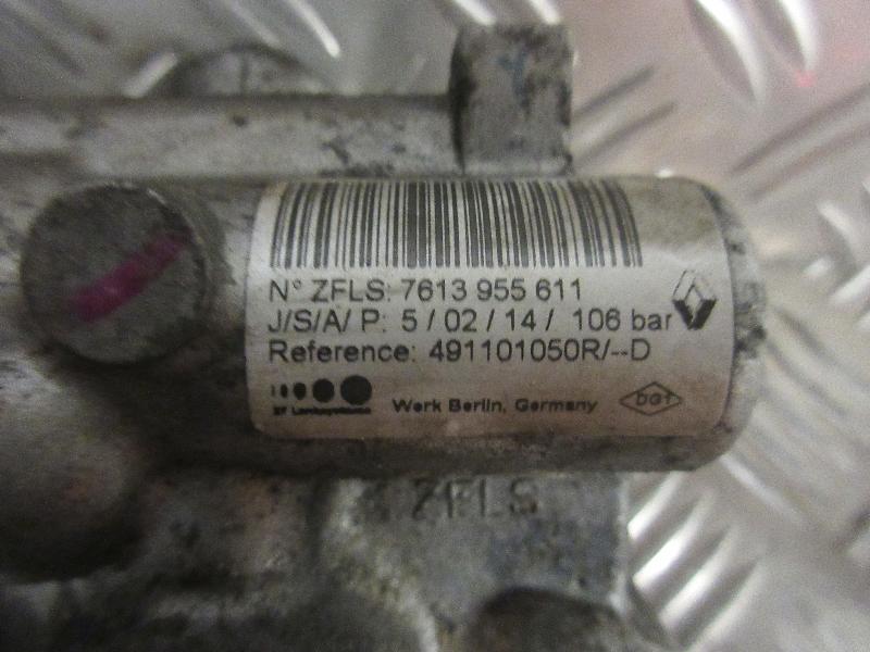Pompe de direction RENAULT TRAFIC 2 PHASE 2 Diesel - 1