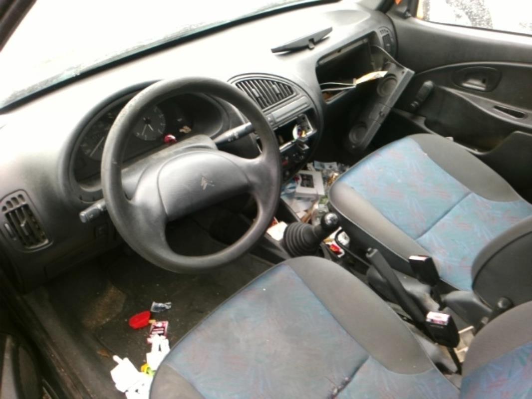 Image Ceinture avant droit - CITROEN SAXO