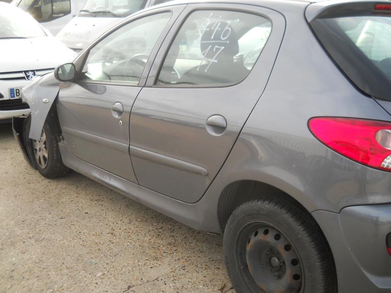 Moteur PEUGEOT 206+ Diesel - 1