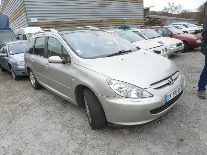 Support radiateur PEUGEOT 307 PHASE 1 BREAK Diesel - 1