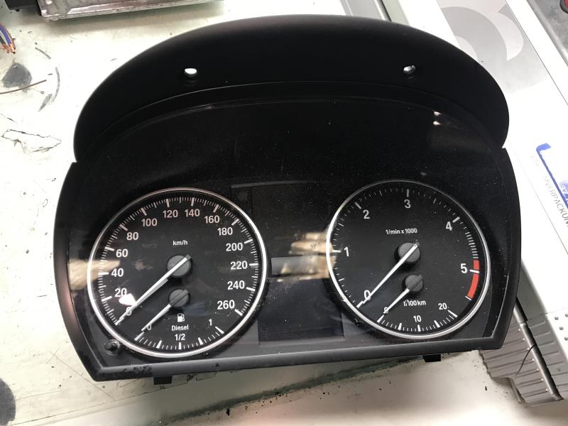Compteur BMW SERIE 3 E90 PHASE 1 Diesel - 1
