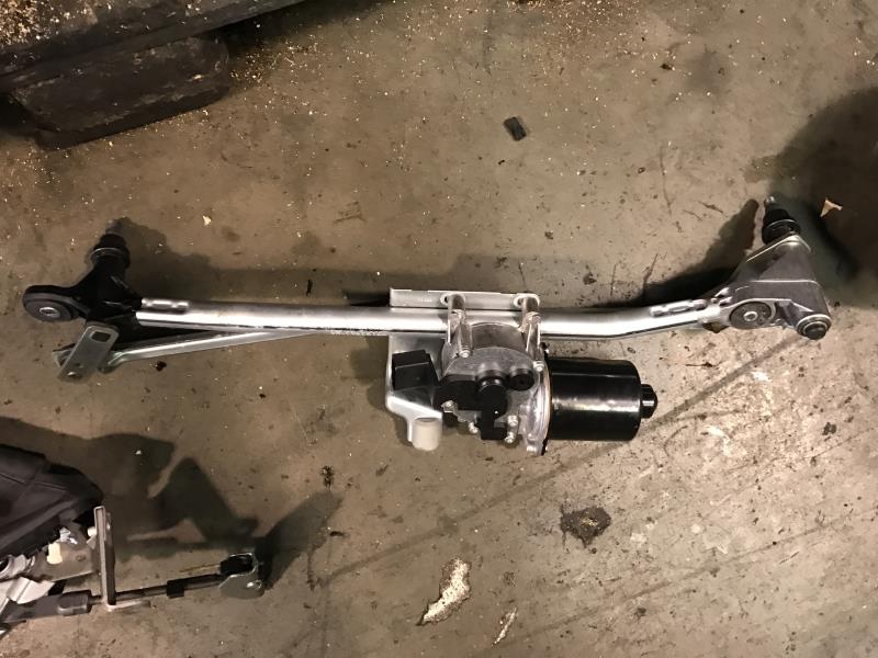 Motore tergicristallo anteriore BMW SERIE 1 E87 PHASE 2 Diésel - 1