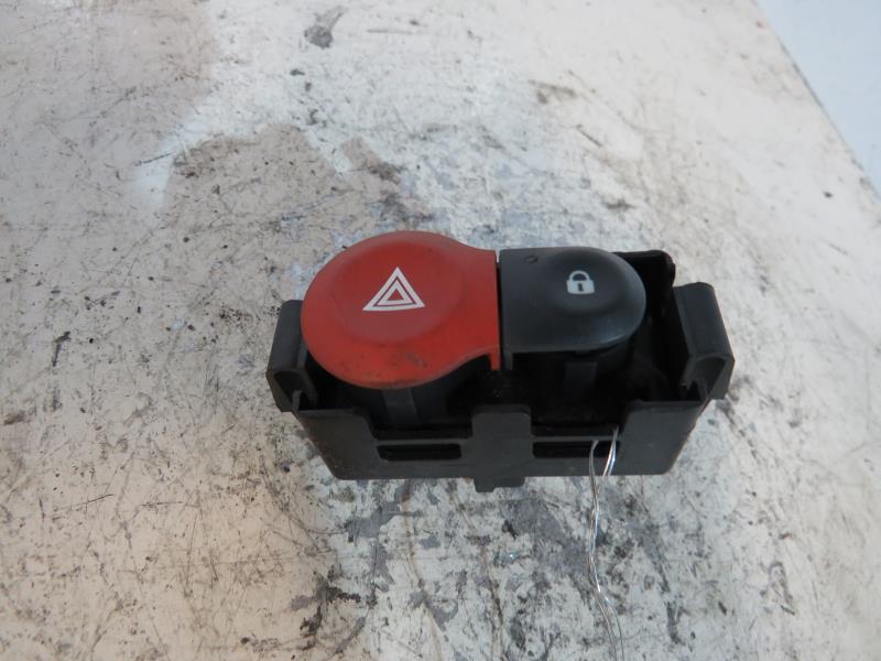 Bouton de warning RENAULT MODUS PHASE 1 Diesel - 1