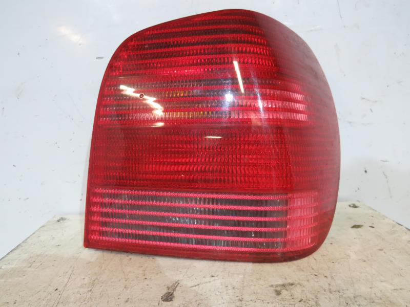 Fanale posteriore principale destro (luci) VOLKSWAGEN POLO 3 PHASE 2 Diésel - 1