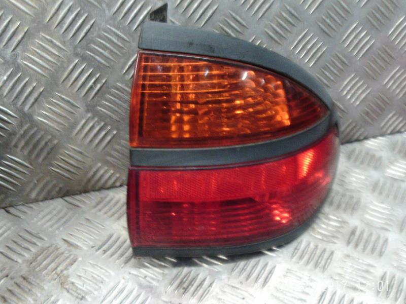 Fanale posteriore principale destro (luci) RENAULT LAGUNA 1 PHASE 2 Gasolina - 1