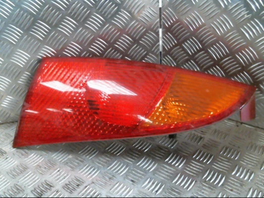 Fanale posteriore principale sinistro (luci) FORD FOCUS 1 Gasolina - 1