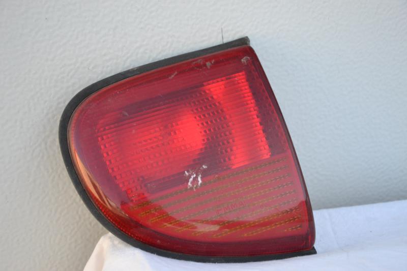 Feu arriere secondaire gauche (feux) FORD ESCORT 5 PHASE 1  - 1